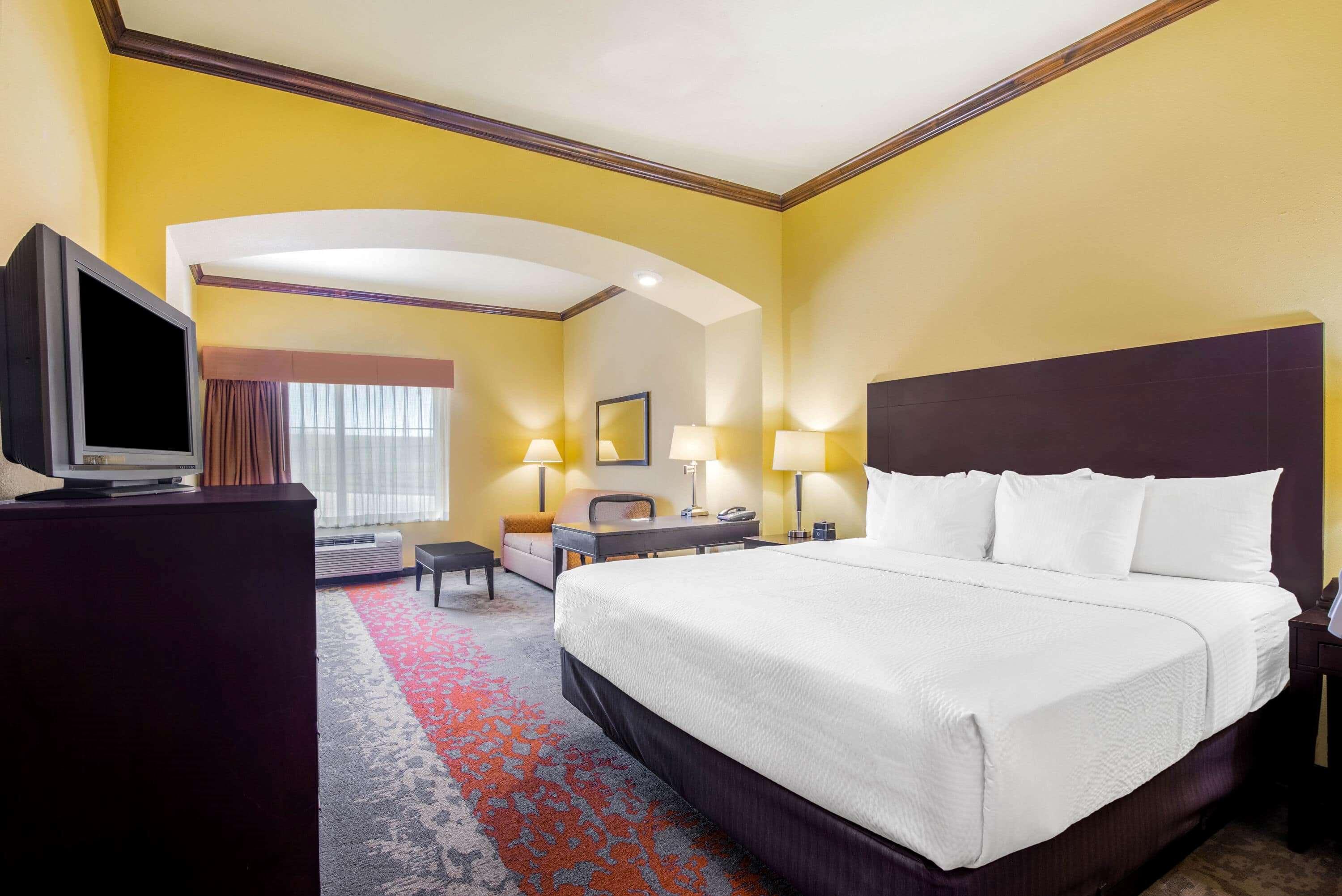 La Quinta By Wyndham Eastland Hotel Exterior photo