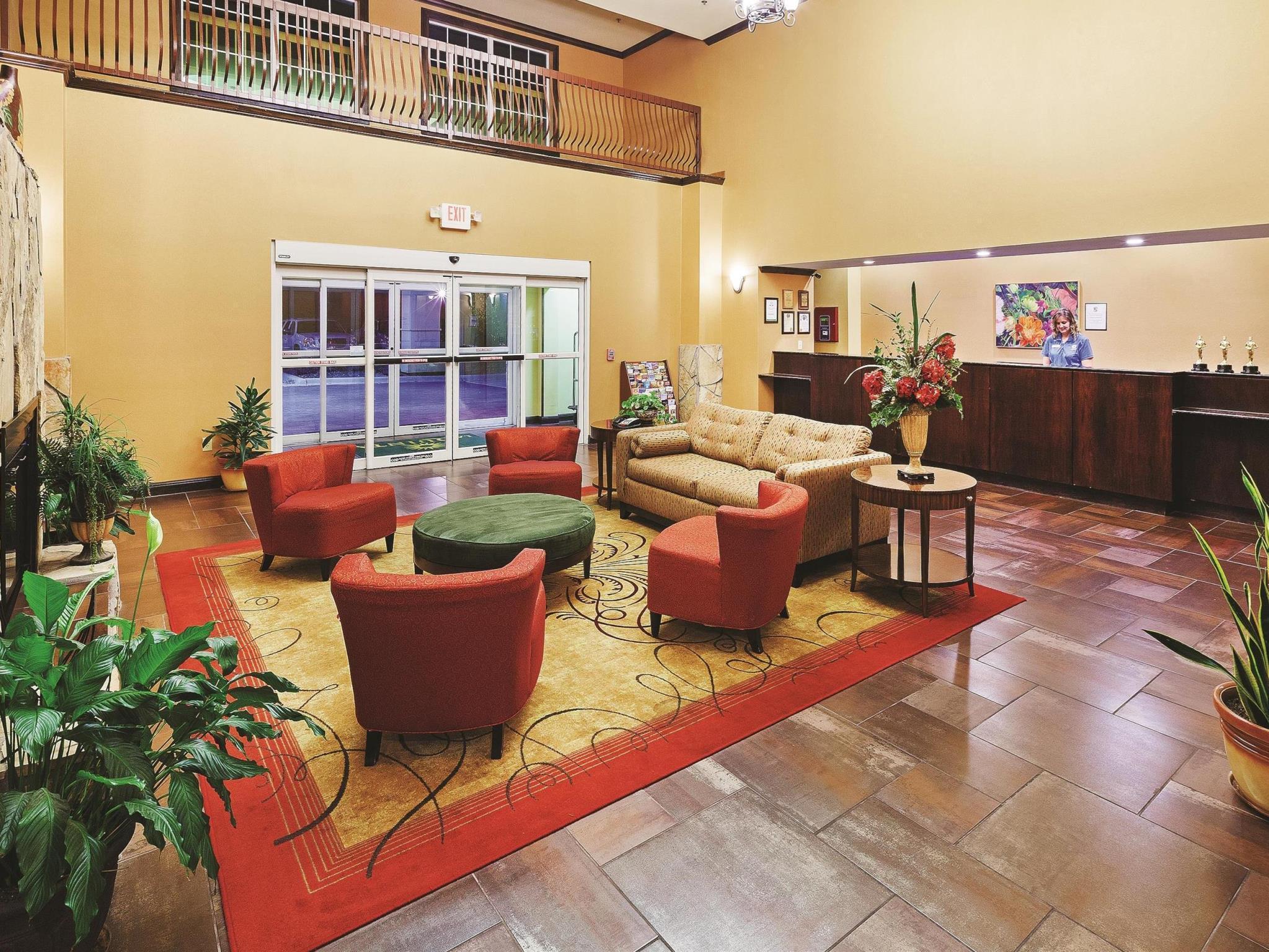 La Quinta By Wyndham Eastland Hotel Exterior photo